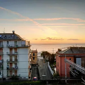 La Casa Di Viky In Centro, Vista Mare 100m Dalla Spiaggia Appartamento